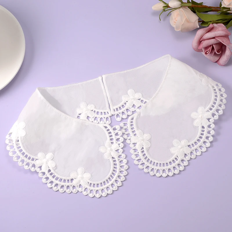 2023 Custom Pretty High Quality Embroidery Fashion Blouse Doll Collar Lace Round Neckline