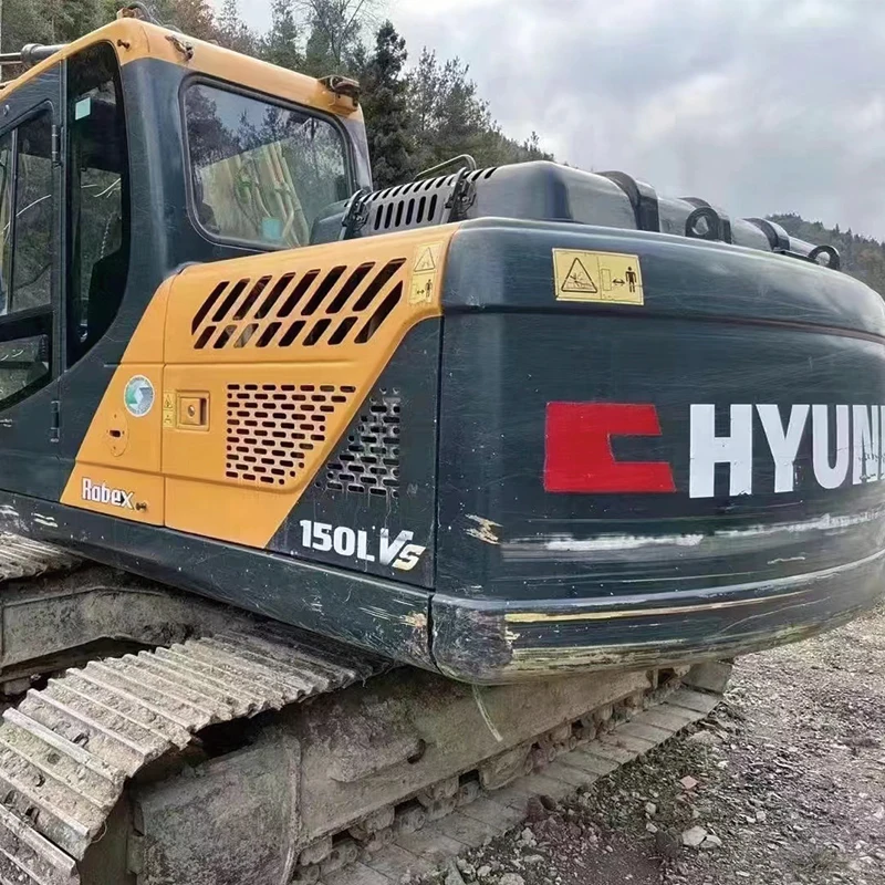 USED HYUNDAI Robex  150LVS  15 TON  HYUNDAI  DIGGER WITH ORIGINAL  SPARE PARTS  GOOD CONDITION.SECOND HAND  EXCAVATOR