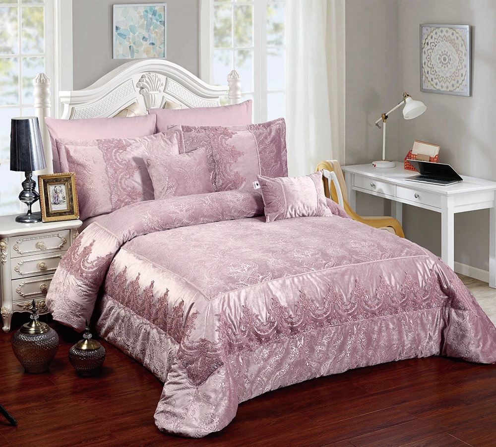 Wholesale Microfiber embroidery quilted velvet emboss fabric king size bedspreads bedspread coverlets