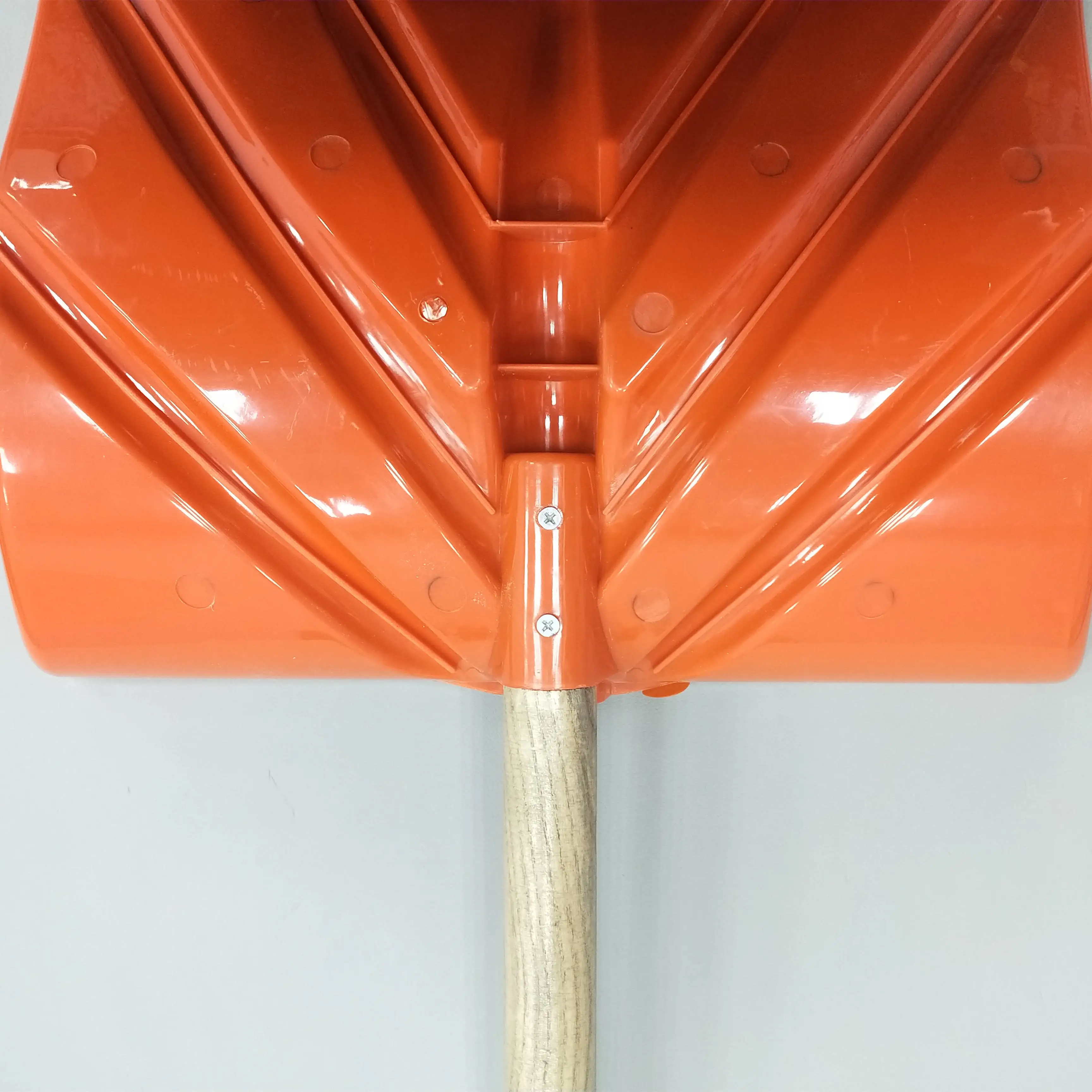 Garden Shovel Application and Plastic Snow Shovel Spade Pusher