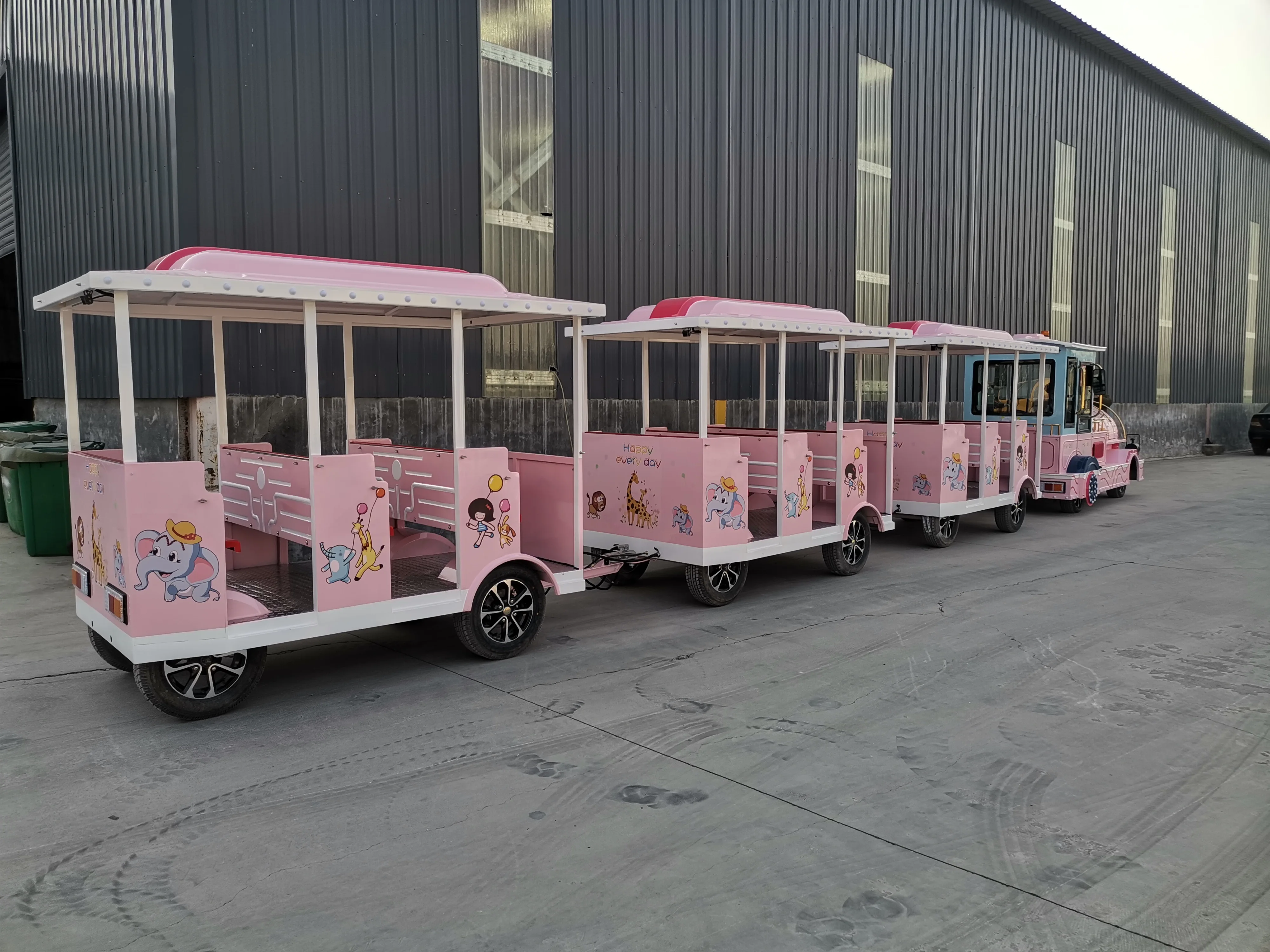 2024 NEW design trackless train electric 27 Seats Kids Electric Train toy Amusement Park Rides Attraction  Diesel Steam Train