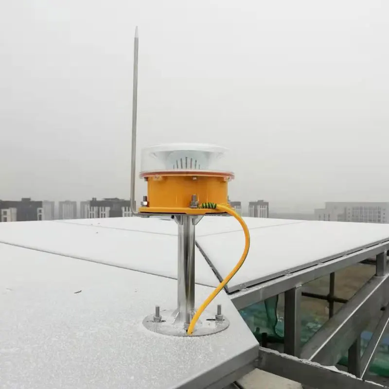 Aviation warning lights on buildings ICAO compliant medium intensity 2000cd L-864 flashing red beacon obstruction light