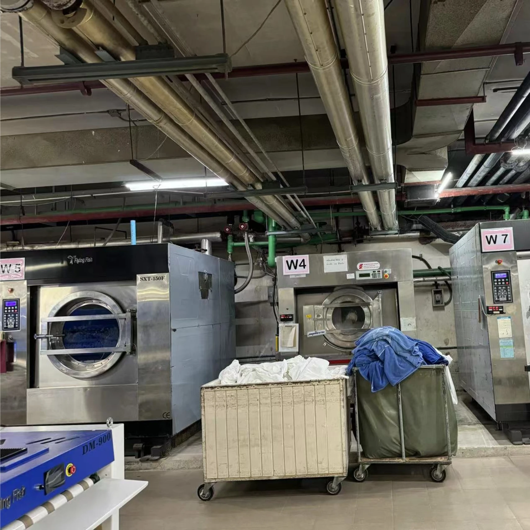 Industrial Fully Automatic Washing Machine 30KG 40KG 50KG 60KG 70KG 100KG 120KG Laundry Washer Extractor