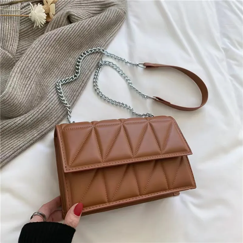 2024 new wave Korean storage bag version of western style chain embroidered small square bag mini slung shoulder bag