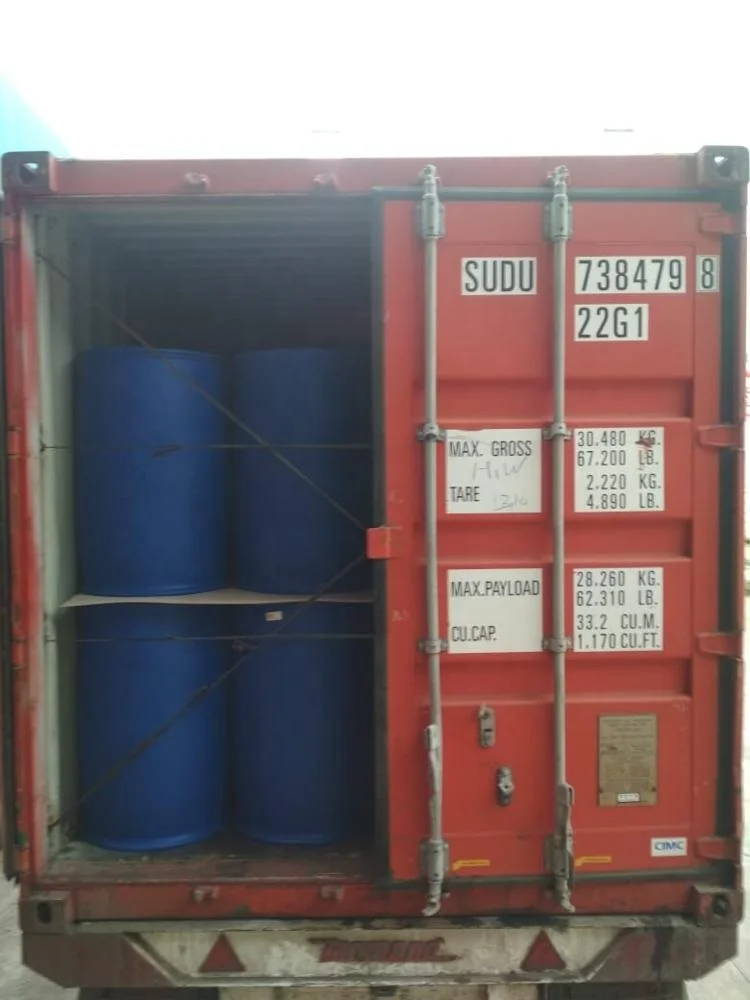 Factory Best Price Organic chemicals liquid 99.5% 99.7% refined glycerine