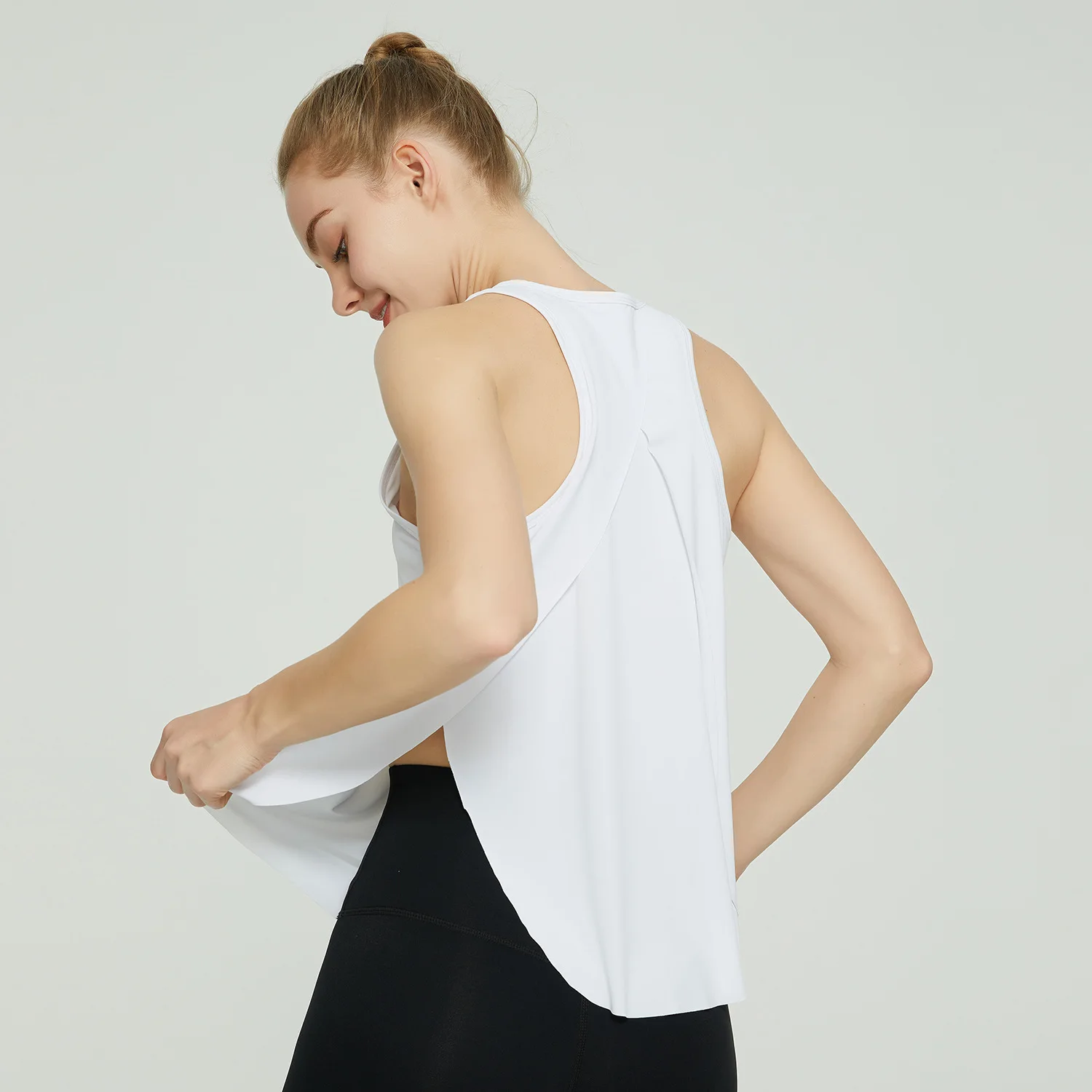 Hot selling Lulu with the same design yoga wear women sports short sleeveless shirt