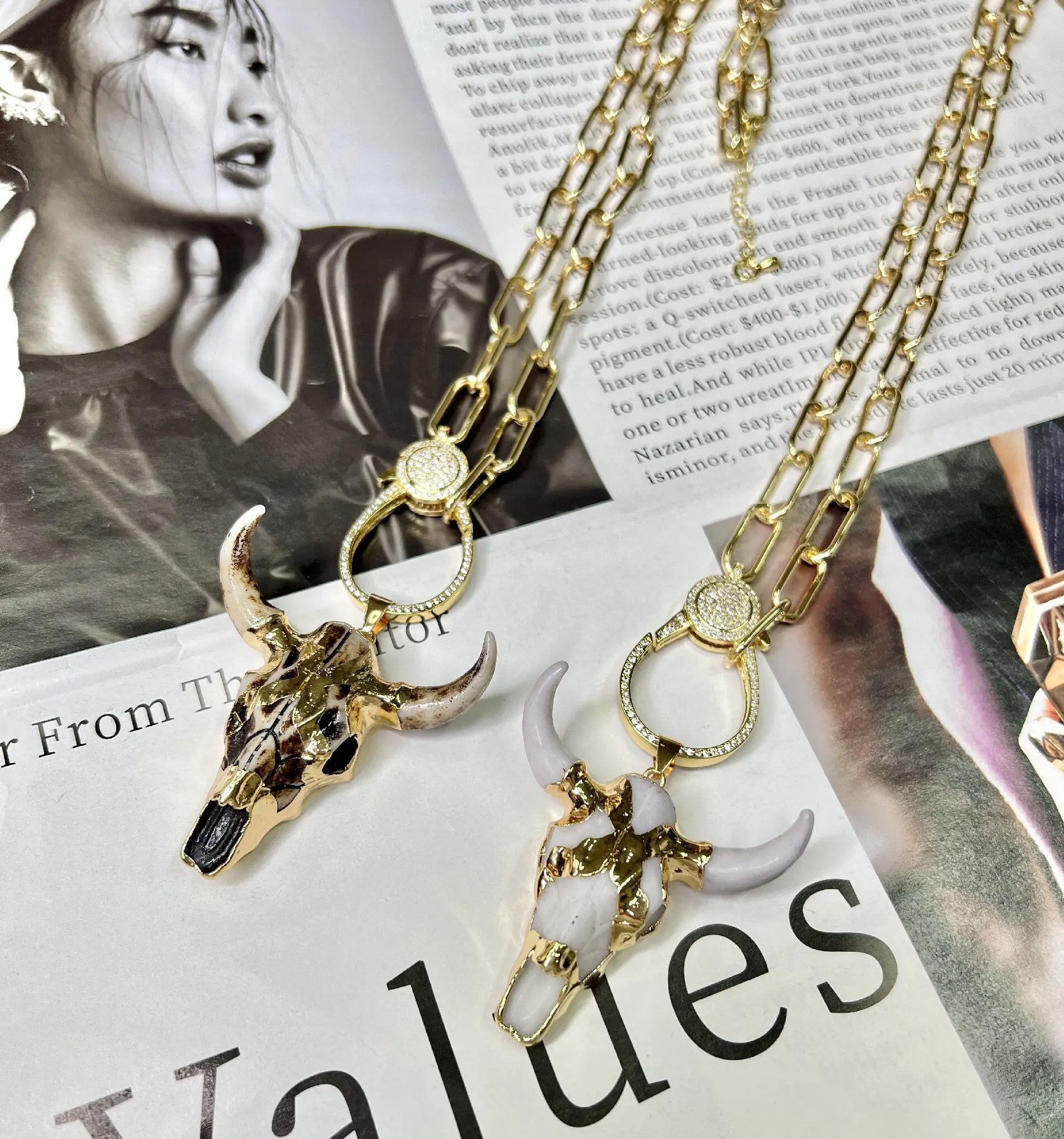 Bull head necklace exquisite luxury necklace adjustable 45cm-55cm optional necklace with diamond accessories