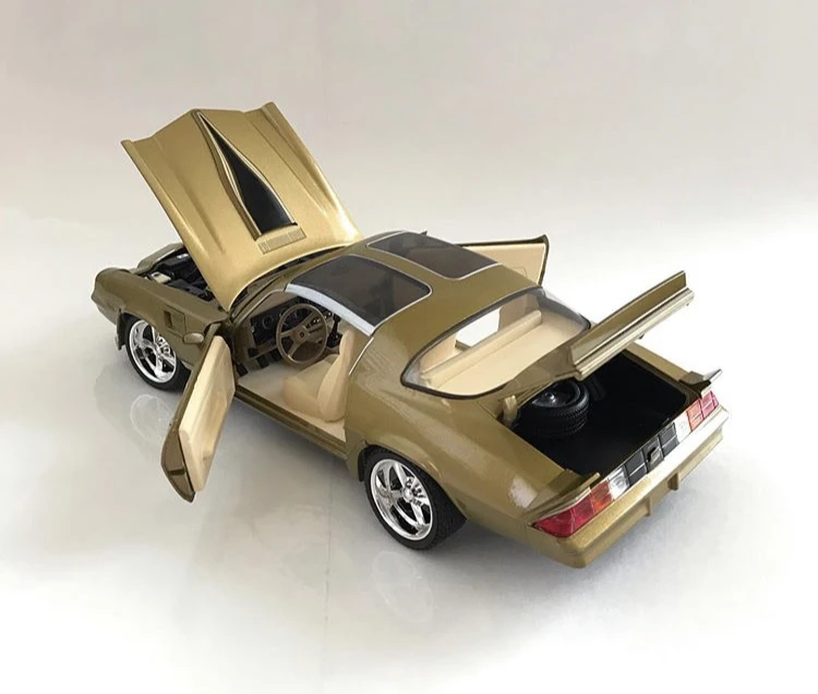 Винтажная литая модель автомобиля 1/18 в старинном стиле для коллекционирования