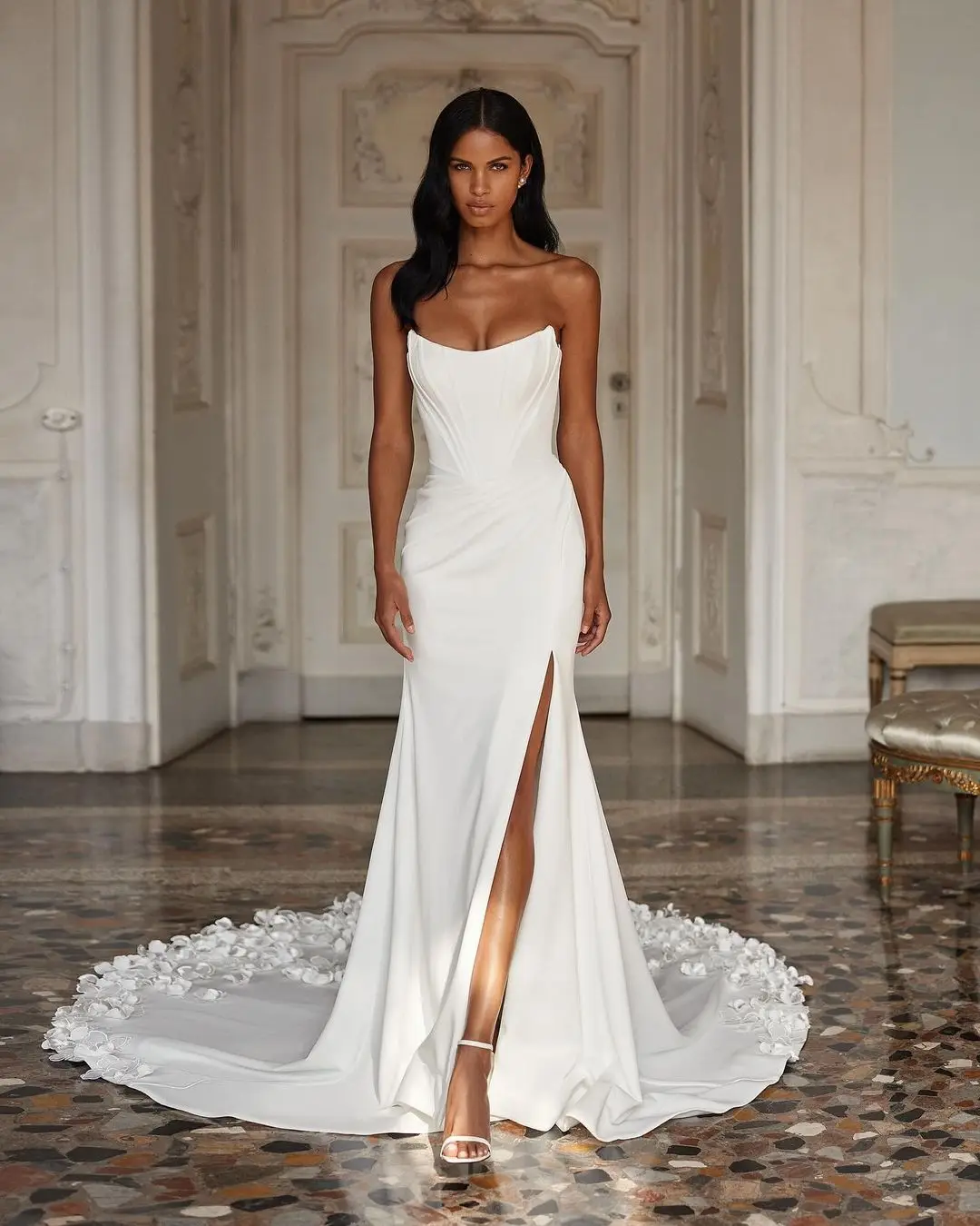 Eslieb Off Shoulder Crepe Mermaid Wedding Dresses Boning Bodice Drapping Skirt Chapel Train Vintage Slit Elegant Bridal Gown