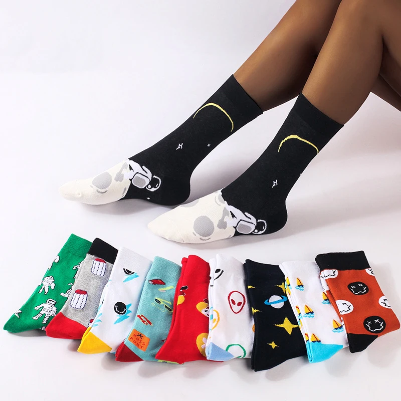 Trendy Funny Anime Cartoon Hip-hop Skateboard Stocking Soft Cotton Popular Couples Cute Cartoon Socks
