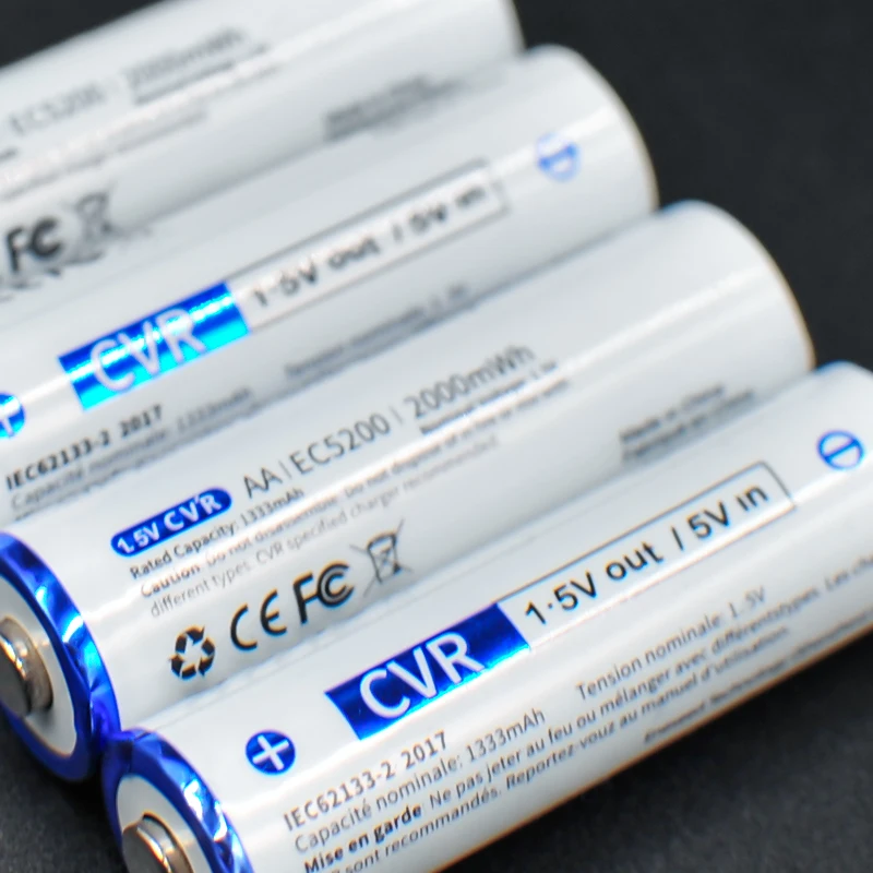 Large capacity aa direct charge lithium rechargeable battery 1.5v 3300mWh 2500mWh constant voltage output low self-discharge