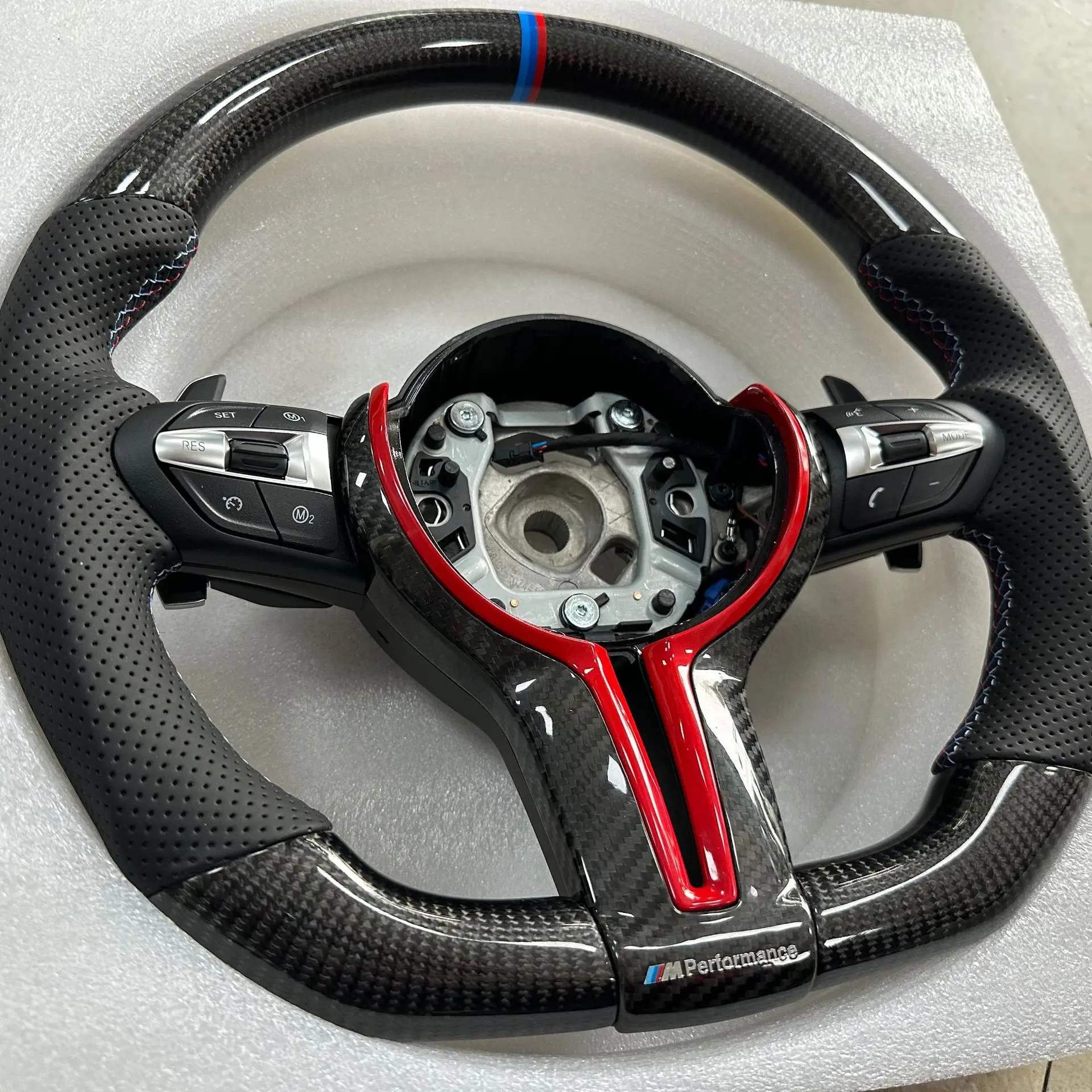 Для Bmw E90 рулевое колесо из углеродного волокна 5-7Series F30 F10 F32 F12 1-7 Series X1-X6 M производительность автомобиля