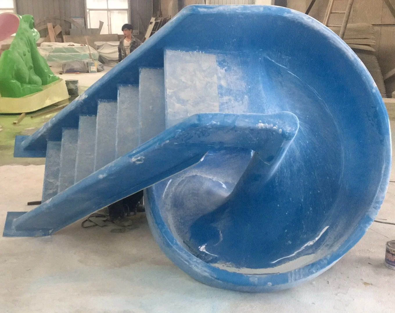 Outdoor kids pool small curved fiberglass water slide