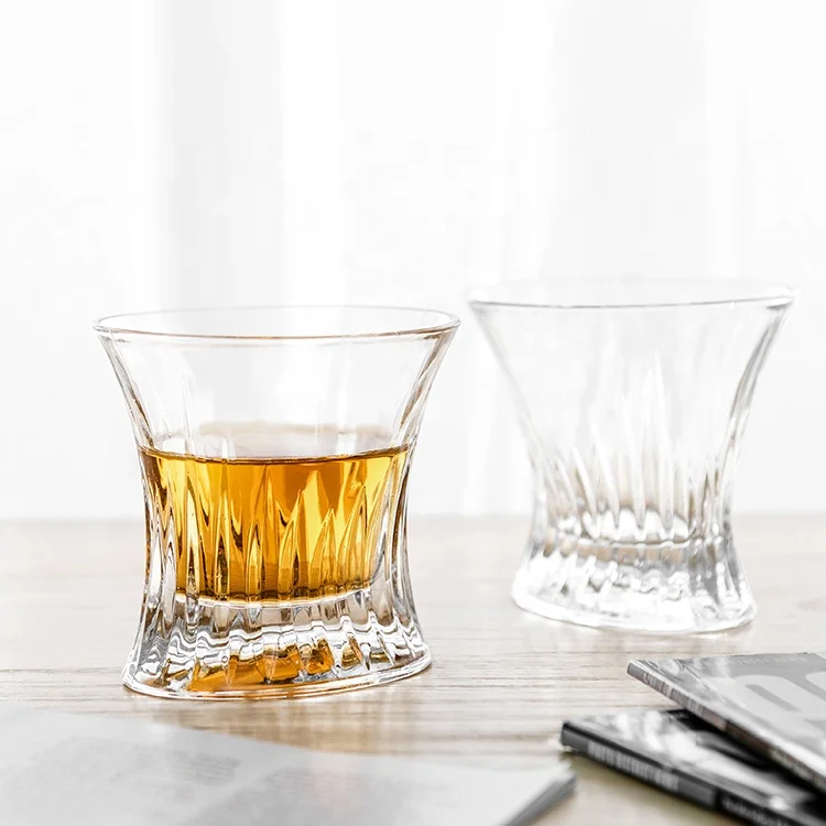 Wholesale Lead-Free Crystal Whiskey Decanter Set with 4 Old Fashioned Whisky Glasses for Liquor Bourbon