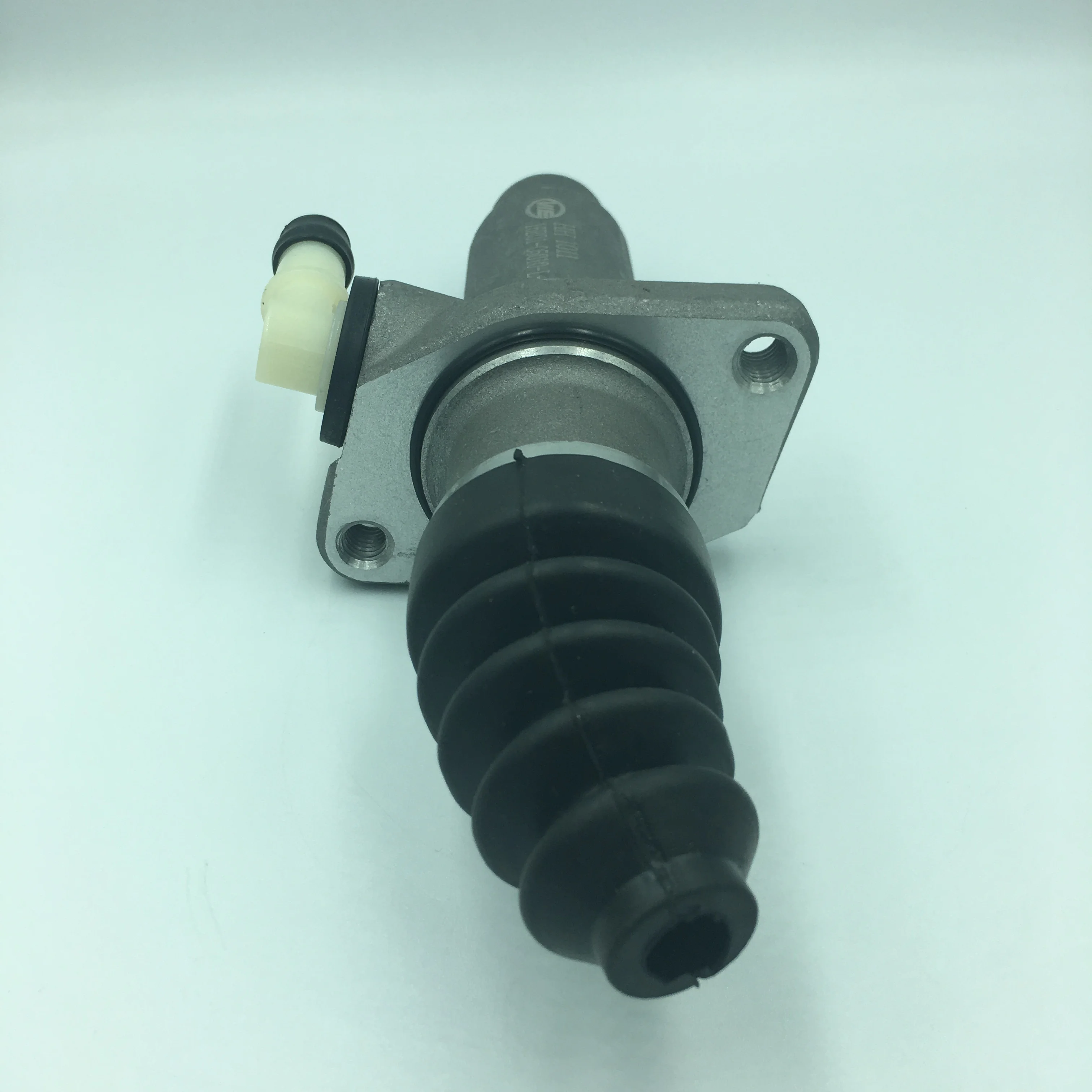 Manufacturers sell high quality automobile clutch main pump or hydraulic clutch main cylinder 16E0105010LW