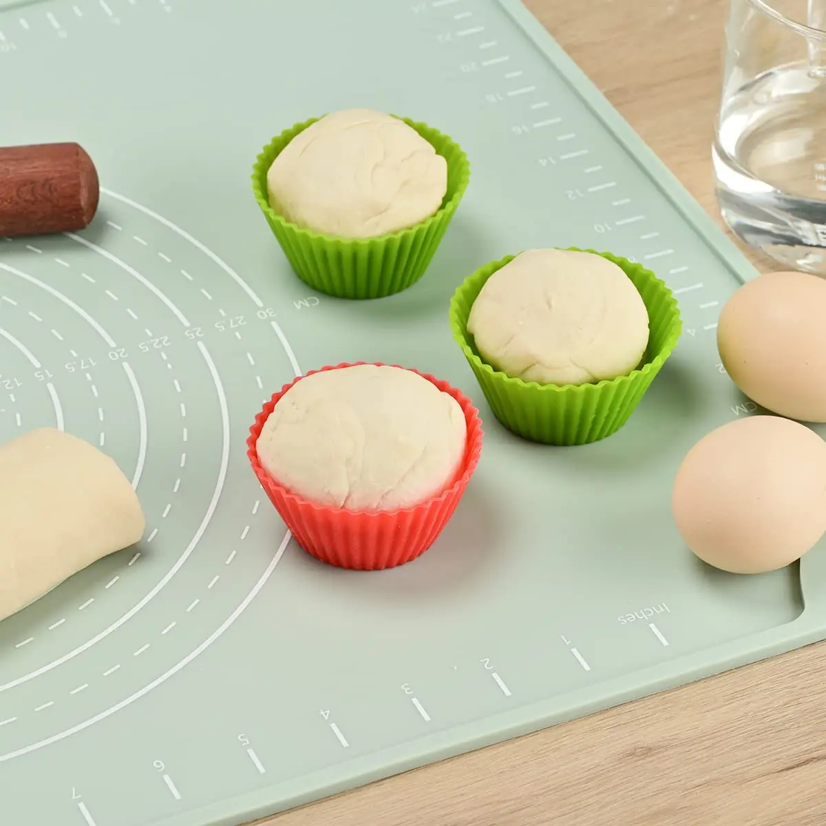 Silicone Pastry Mat and Extra Thick Non Stick Baking Mat Food Grade Silicone Dough Rolling Bake Mat with Edge Heightening