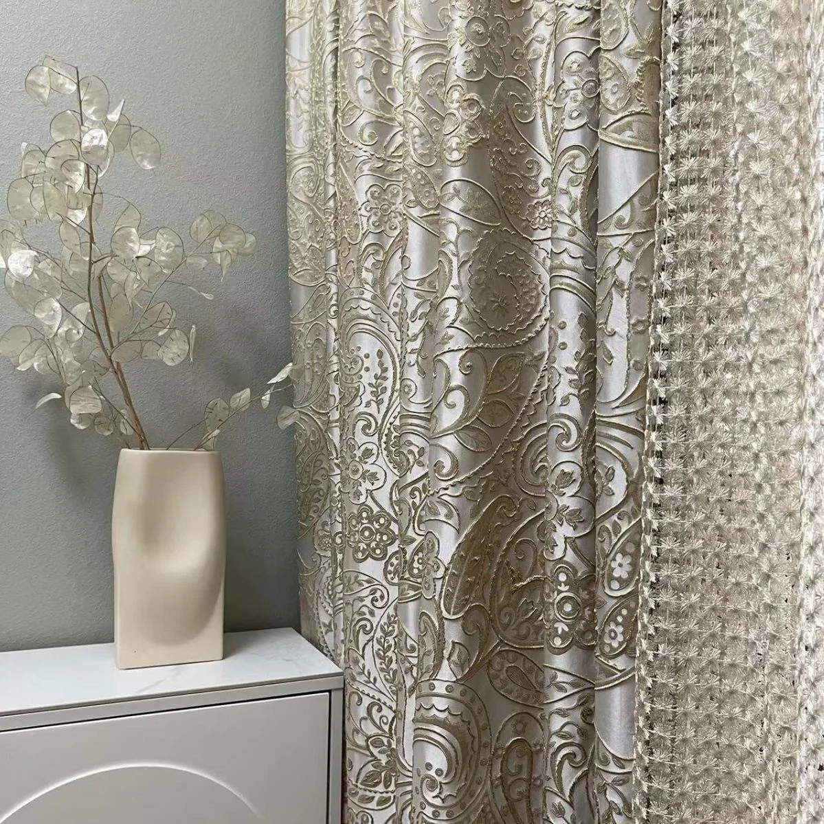 Curtains for Living Room Dining Bedroom Retro Jacquard High-precision Imitation Luster Light Luxury Living Room Curtain Fabric