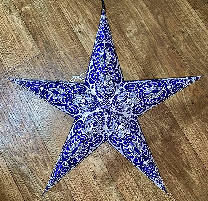 Синий бумажный фонарь со звёздами в стиле бохо с рисунком батареи