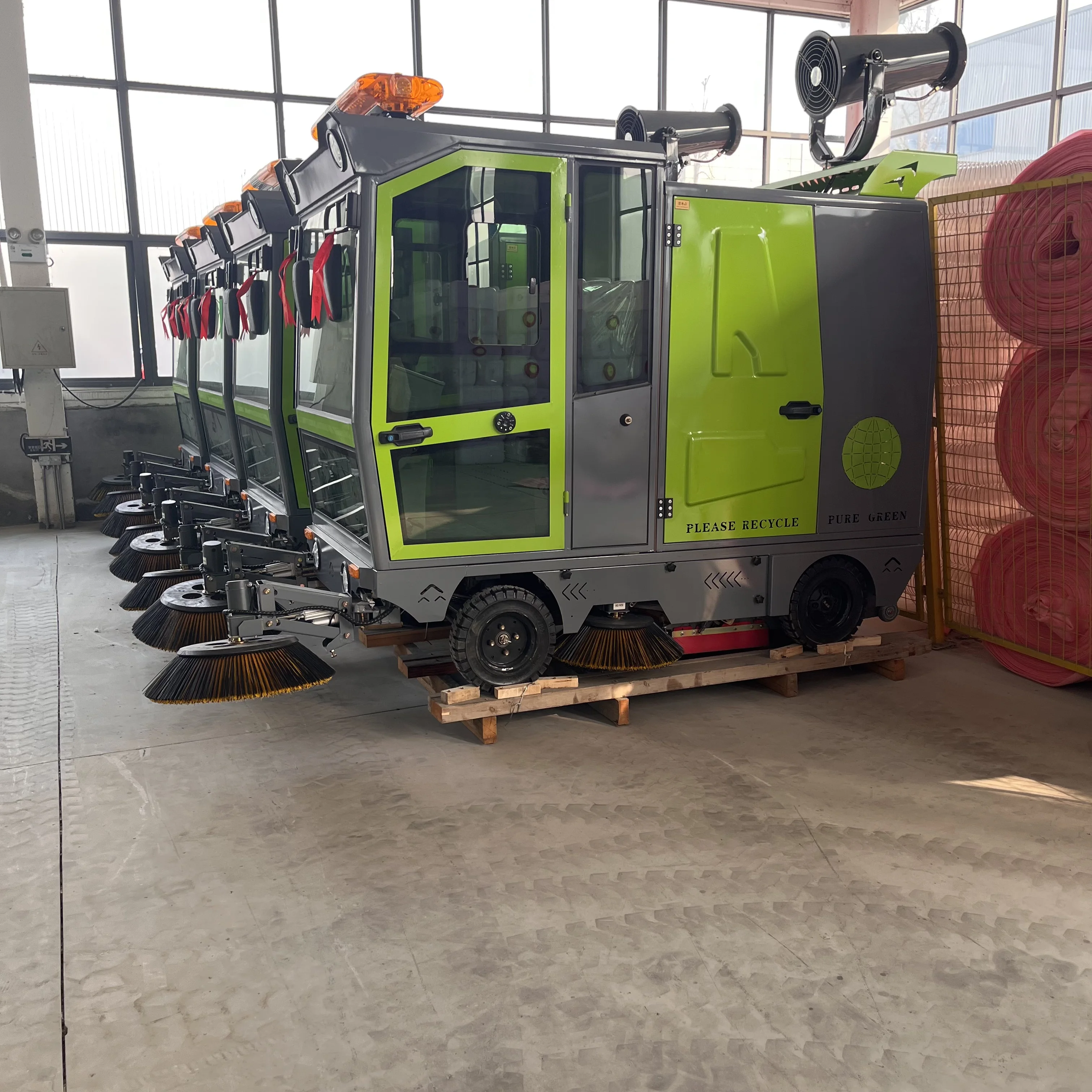 Electric Ride-on Floor Scrubber Sweeper Multifunctional for Construction Work Cleaning