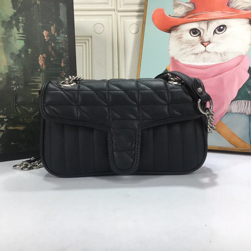 2021 new chain shoulder bag, ladies handbag leather material lattice geometry appearance No.: 446744. Size: 23*14*6cm.