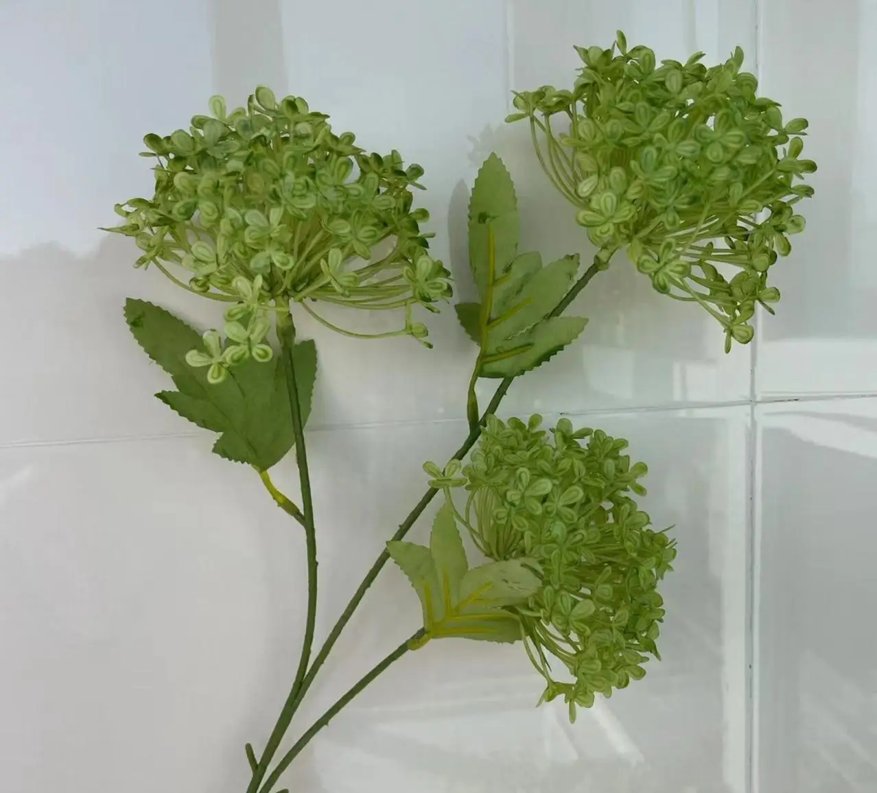 Wedding Decoration Artificial Green Leaves Flowers Arrangement Artificial Real Touch Feeling Green Flower For Wedding