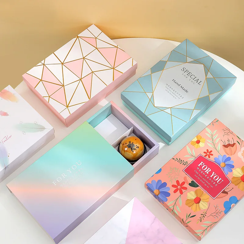 White Kraft Coated Printed Packaging Baking Food Gift Paper Box With PET Window