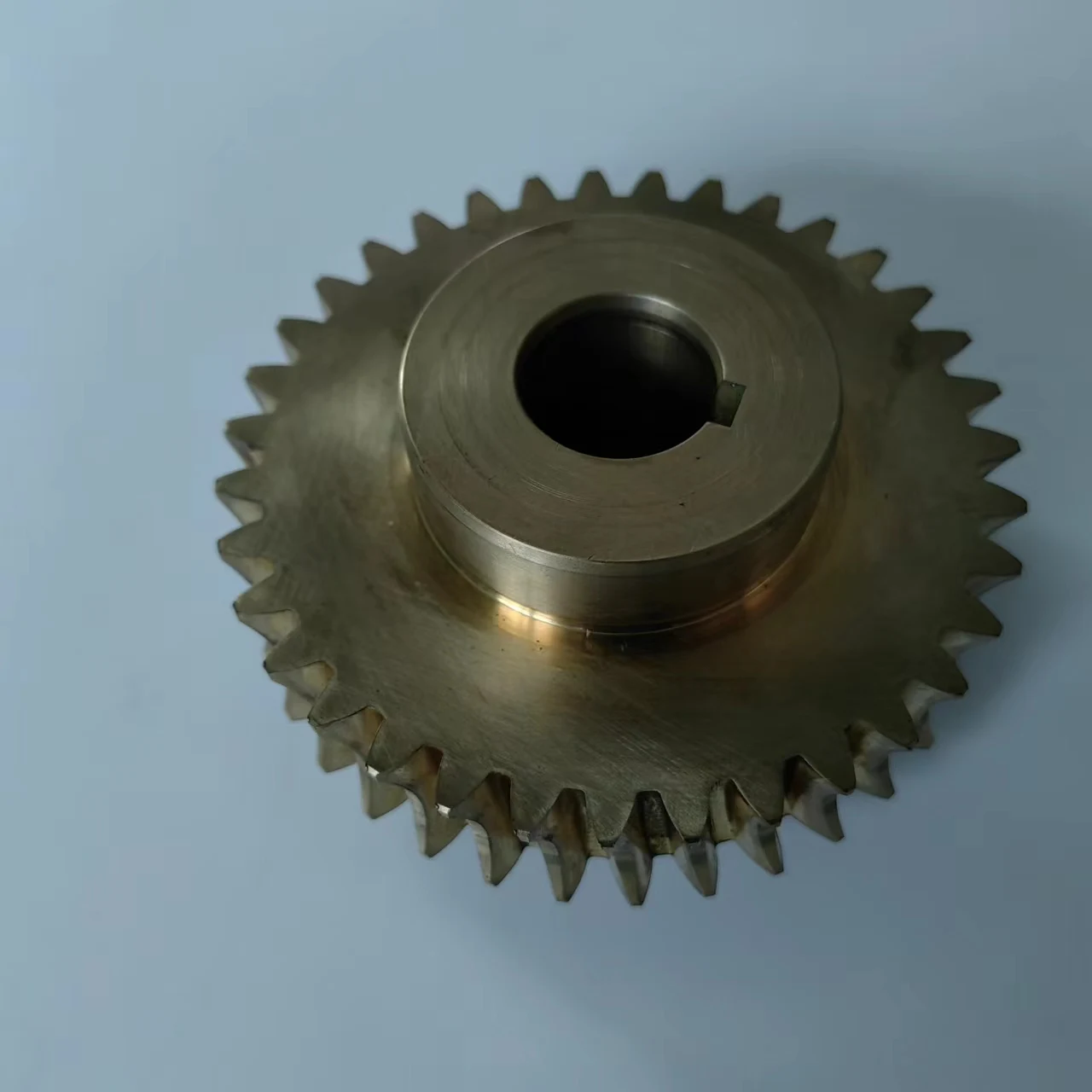 Xiamen ZHX Manufacturer Customer High precision Brass Worm Gear With ISO Certificates pin / gear/ lead screw manufacturing