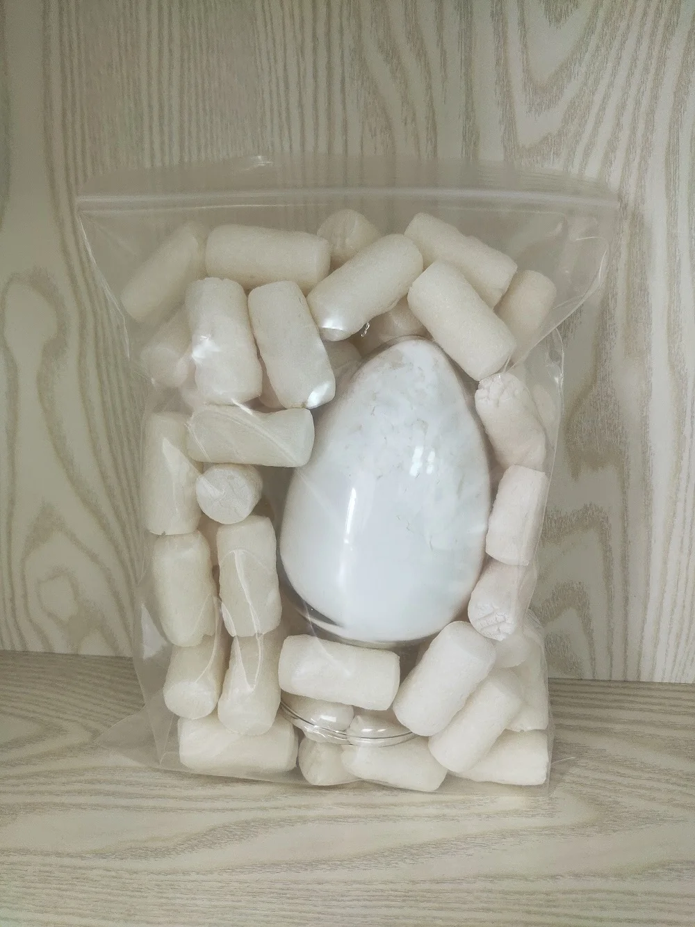 
packaging material protective cushioning biodegradable packing peanuts 