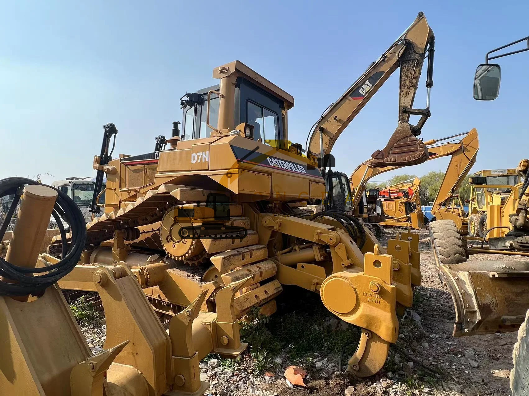 Chinese Used Machinery Parts Caterpillar D7H Dozer Bulldozers Price for Sale