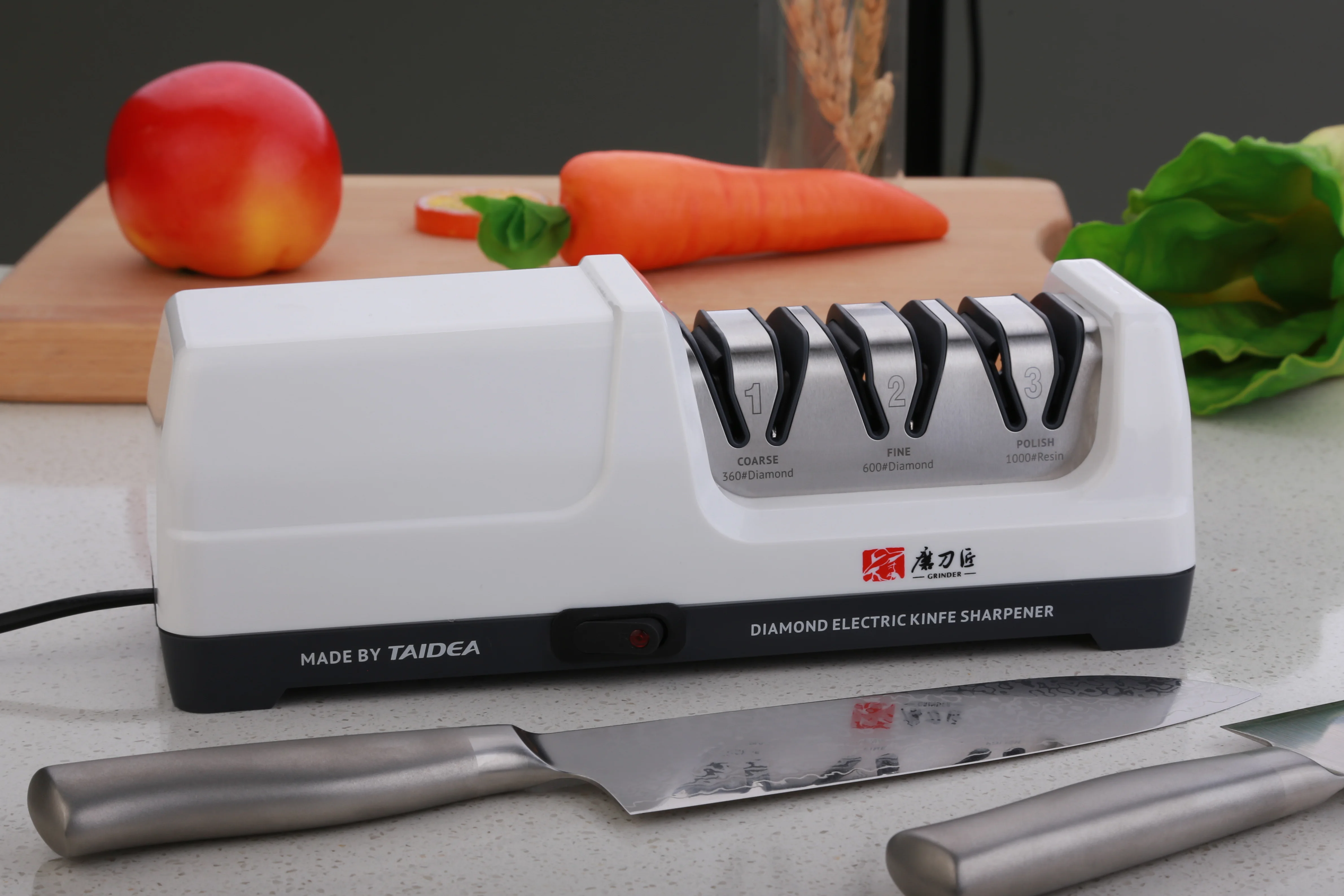 TAIDEA Smart Gadgets  Kitchen Ware Top Level TG2202 3 Stages Electric Diamond Steel Kitchen Knife Sharpener