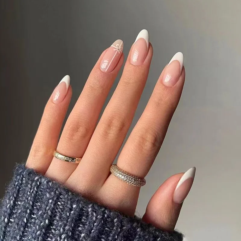 2024 High Quality French Tip Nude Press on Nails Private Label Custom Empty Box for Instagram Designed for Finger Application