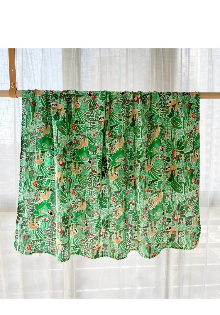 Chinese manufacturer to sample custom cartoon design boutique bamboo cotton baby swaddle blanket for gift