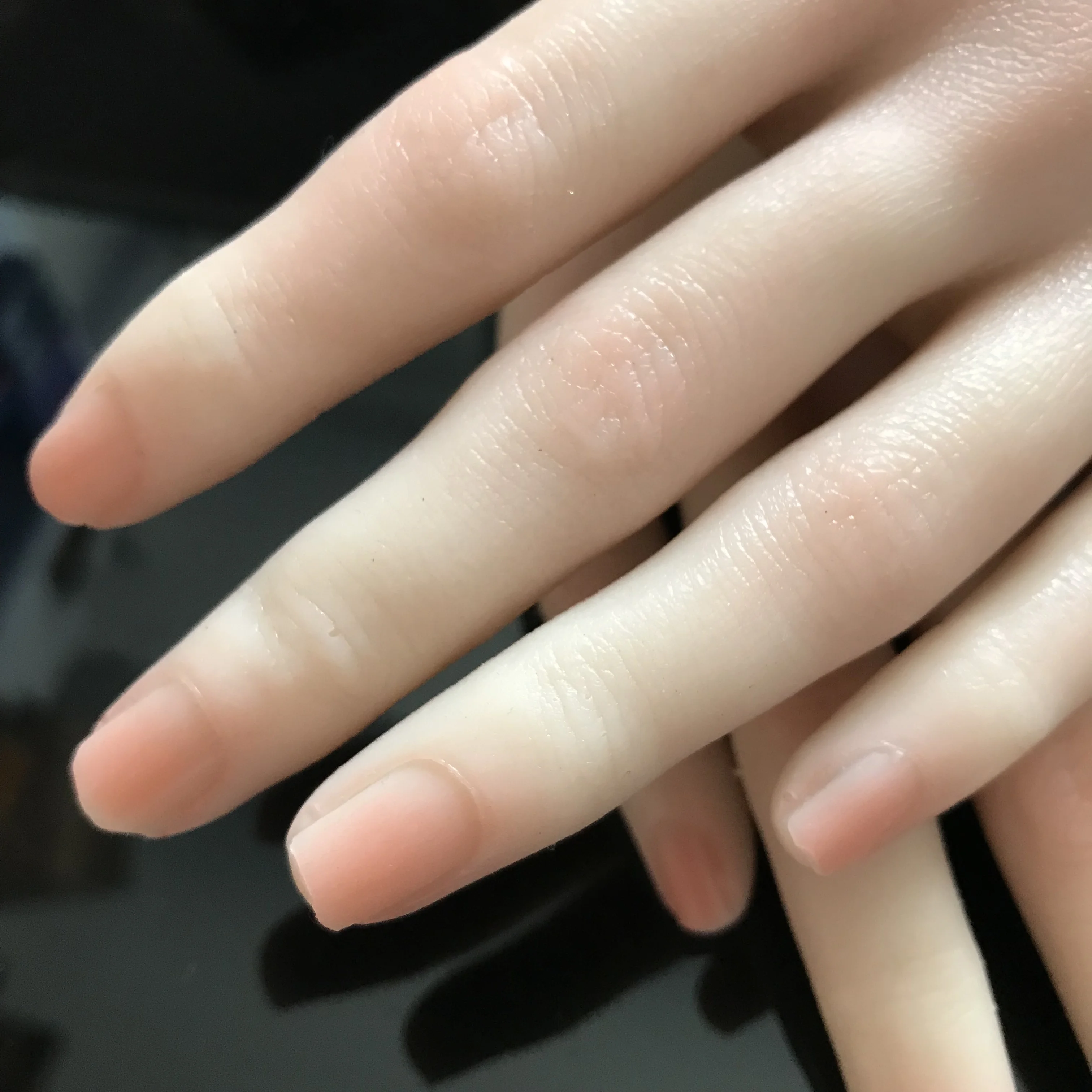 2020 Newest Nail Art Model Female Silicone Practice Hand Mannequin