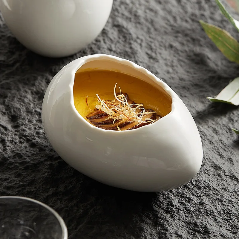 Cute Eggshell Shape Porcelain Tableware Ceramic Dessert Dishes for Food Serving for Restaurant Decorative Plates