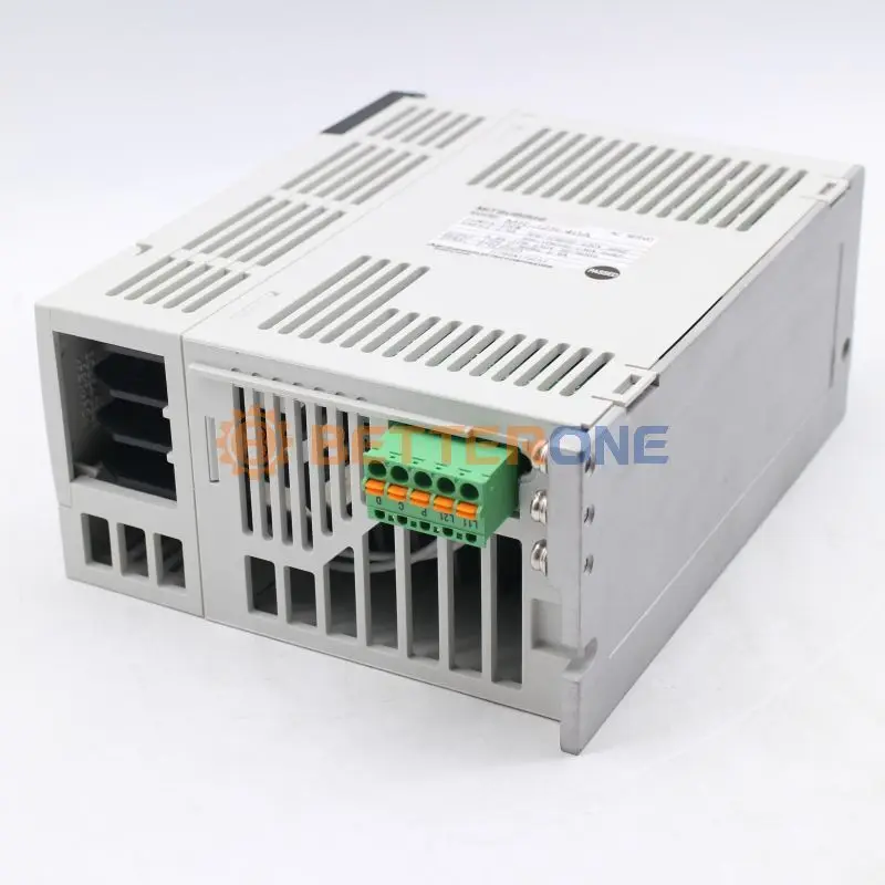 New and Original 3 Phase 200-230V 400W AC Output 170V Servo Driver MR-J2S-40A