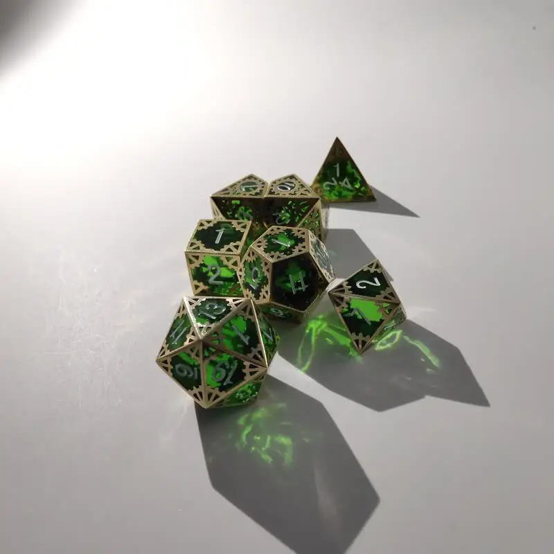 
Resin Crystal Polyhedral Dice Professional Custom Resin Dice For Role Playing Dungeon and Dragons RPG 