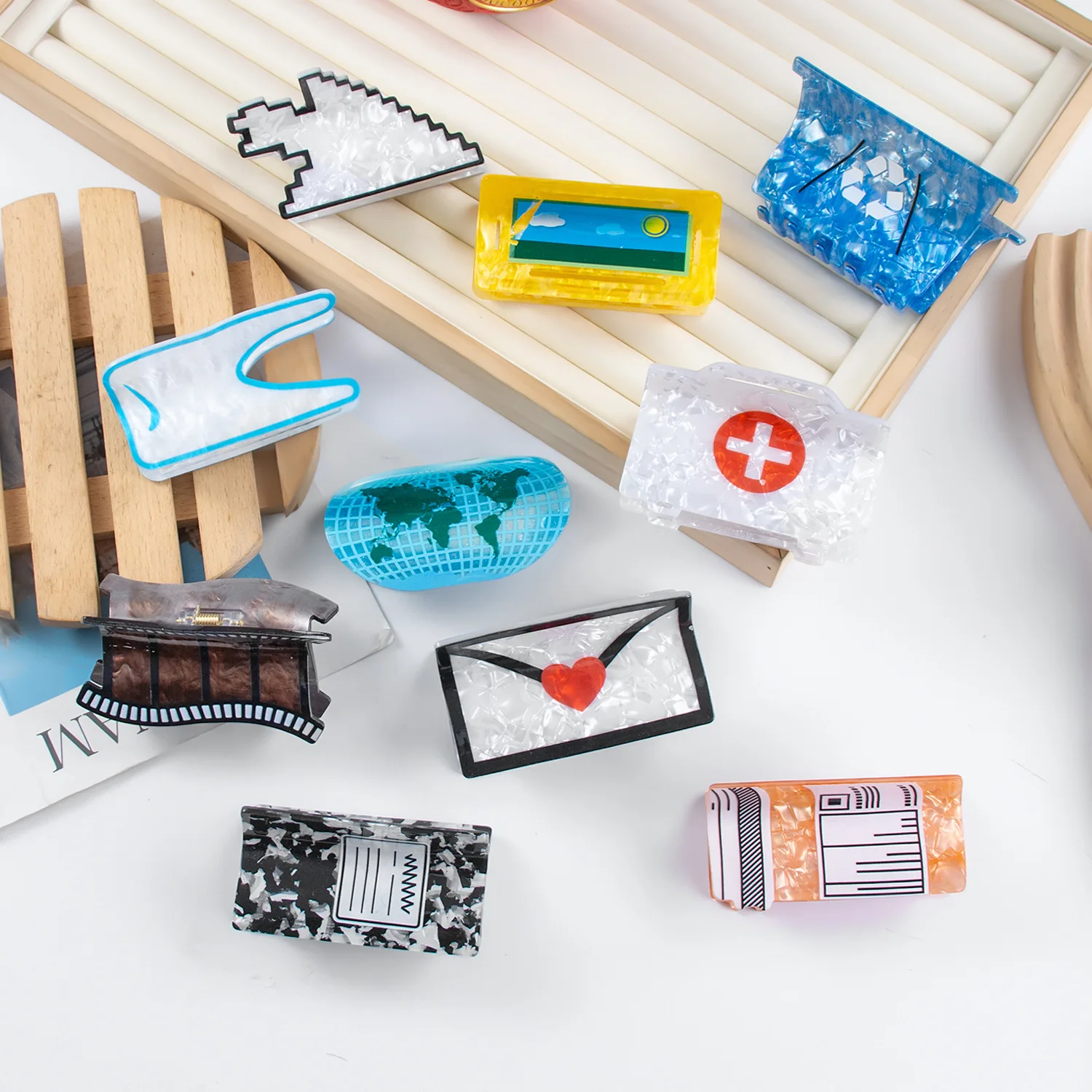 Unique Design Social Media Network Themes Lovely Funny Hair Clips Girls Plastic Click Email Shape Hair Claw Clutchers