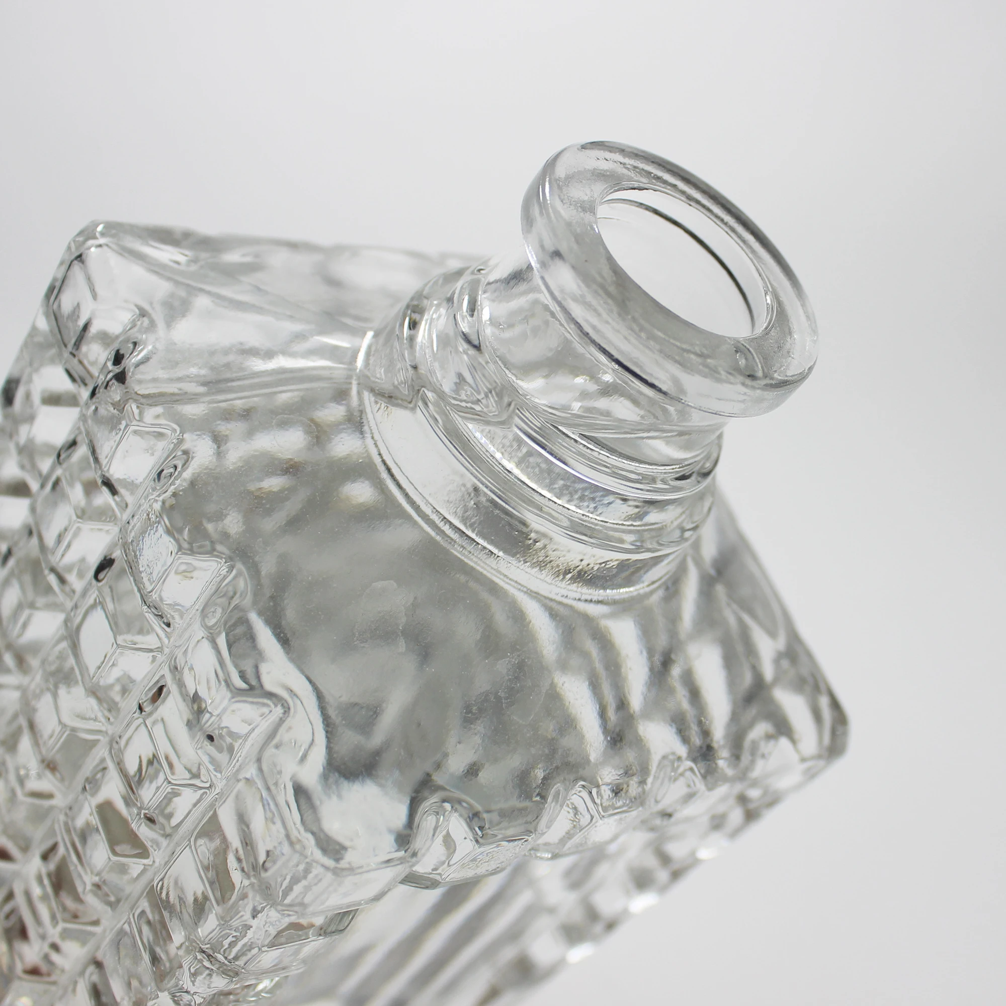 Alcohol vodka drink gin super flint glass bottle by  manufacturer