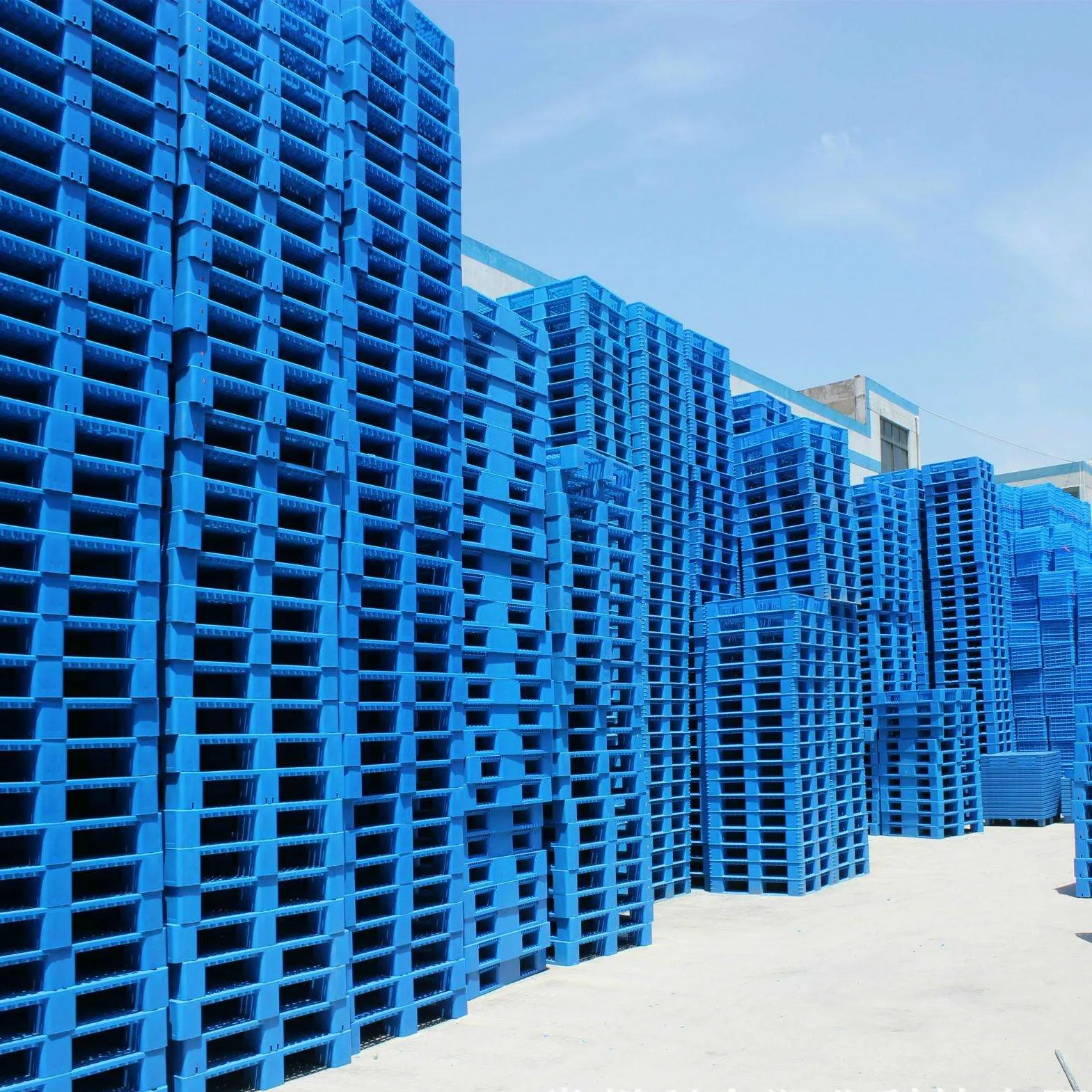 Single Faced Injection Molding Cheap Heavy Duty Large Warehouse Storage Grid Surface HDPE Plastic Pallet for sale