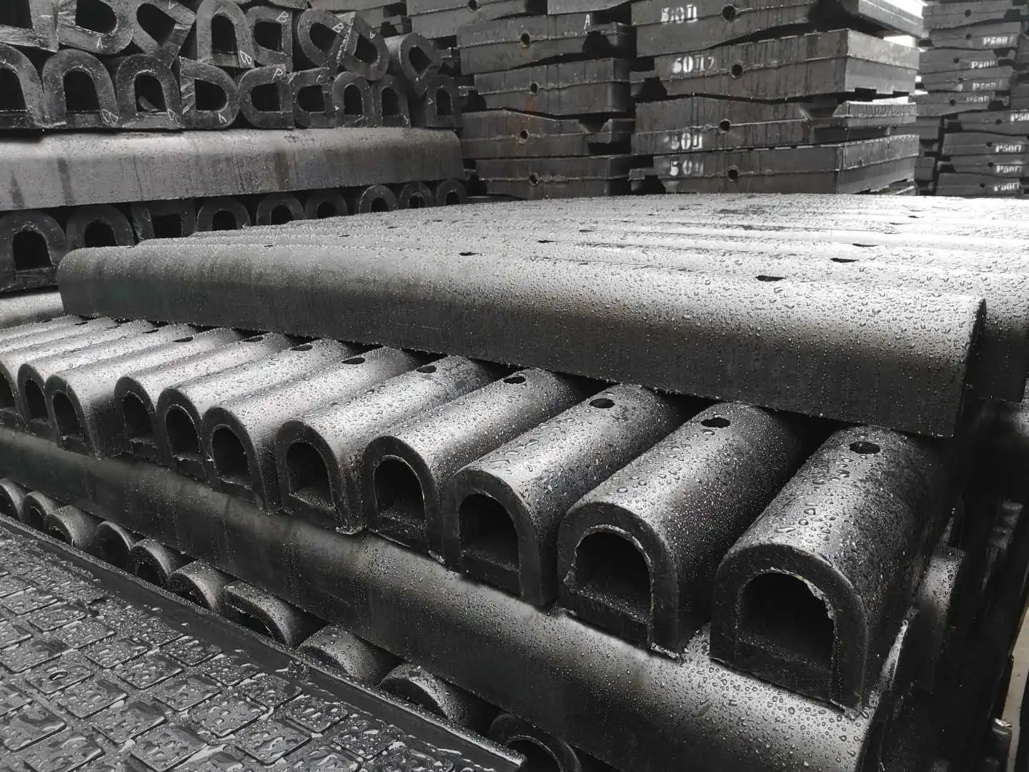 
Boat ship D type marine rubber fender for wharf and dock bumper seal strip 