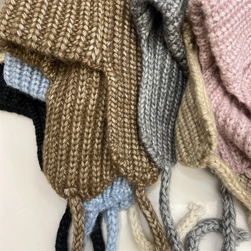 Winter Warm Caps Luxury Design Women Hot Sell Jacquard Outdoor Knitted Cap