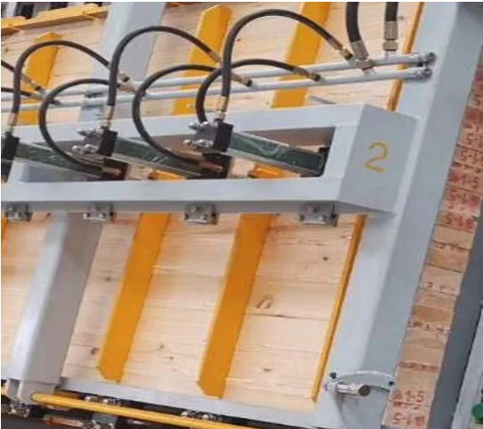 Automatic Wood Panel Composer Hydraulic Press Double Side Clamp Carrier
