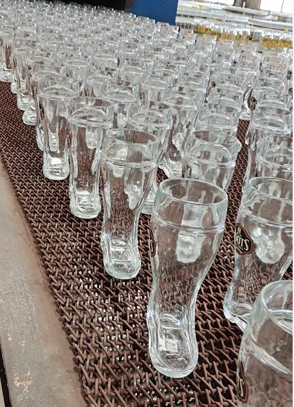 2024 Stock Beer Glasses Customized LOGO And Colors Glassware Unique Boots Shape Drinking Glass Boot Mugs