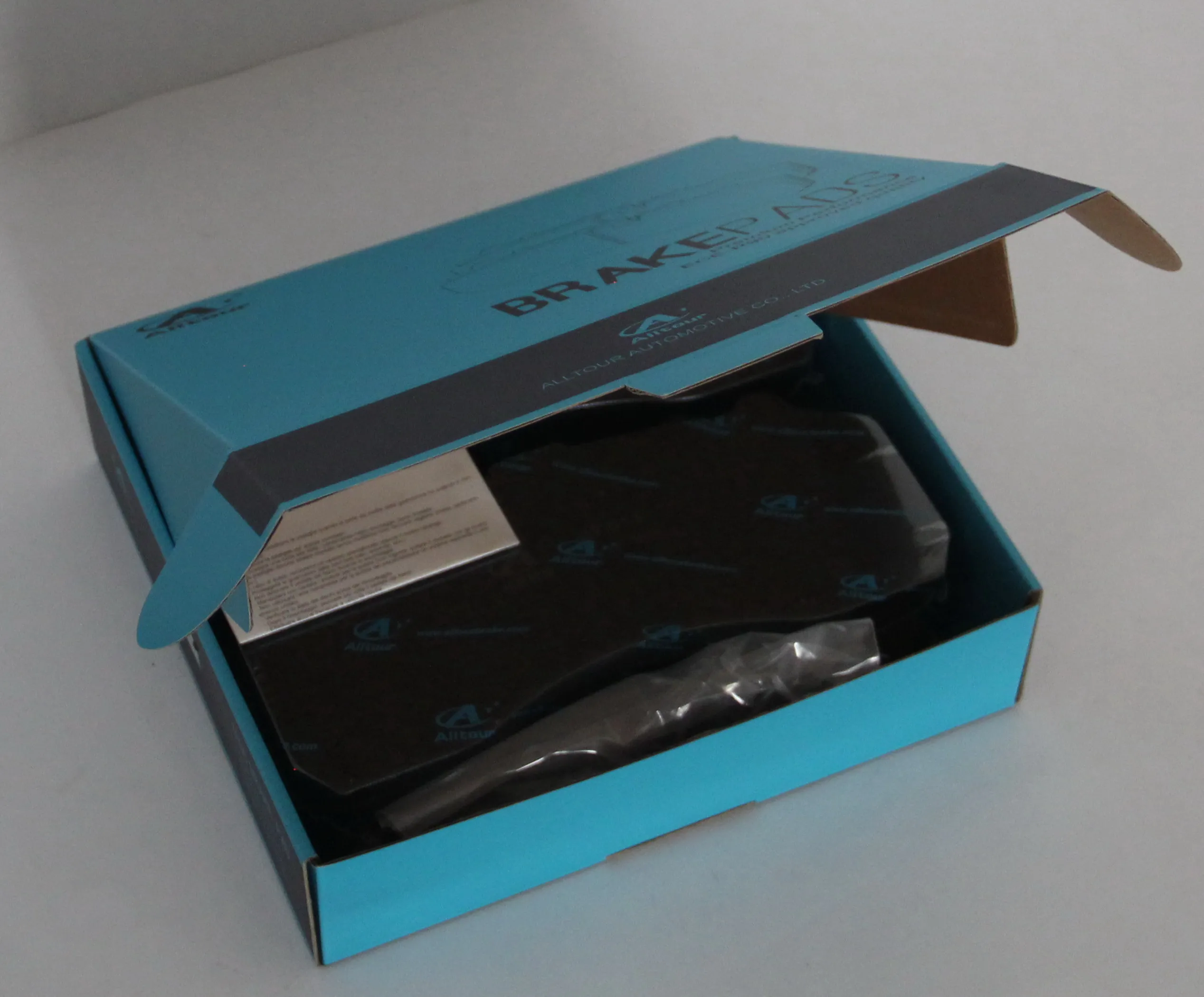 Truck brake pads of commercial vehicle trailer, bus European market truck parts for Renault truck, volvo truck brake pads