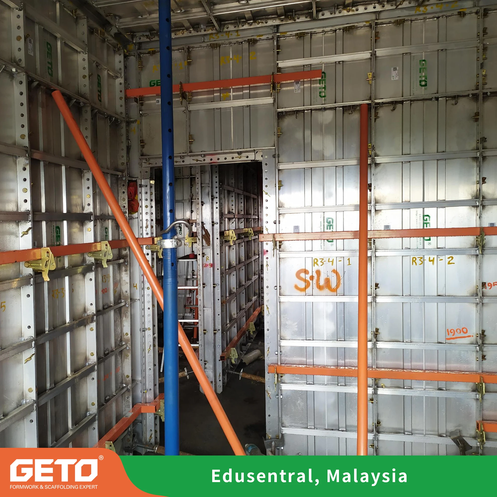 Lower Cost Mould Interlocking Molds Concrete Hollow Blocks High Efficiency Plastic 63# Formwork Building Construction 100-2600mm