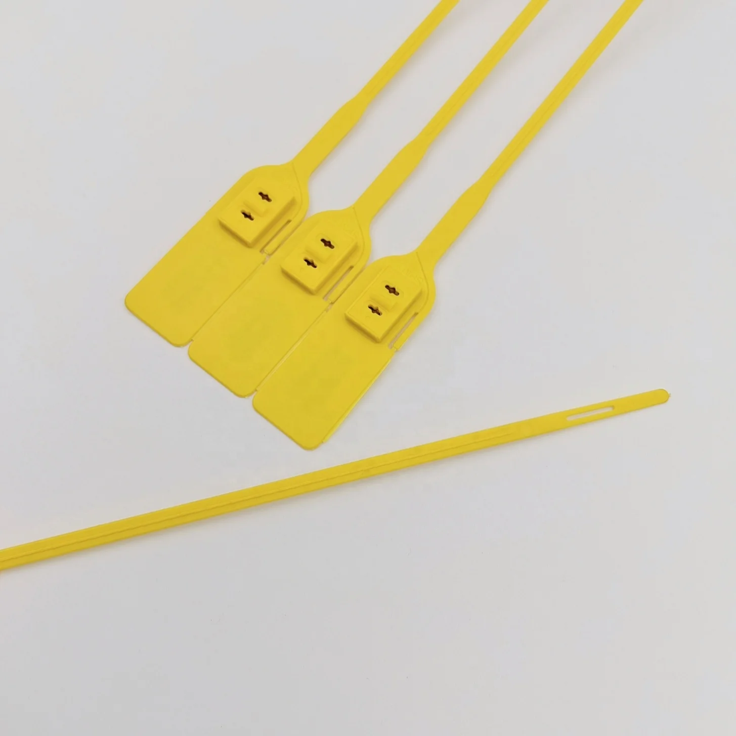 Metal Inserted Plastic Tamper Proof Seals Plastic Safety Seal for Tote Boxes