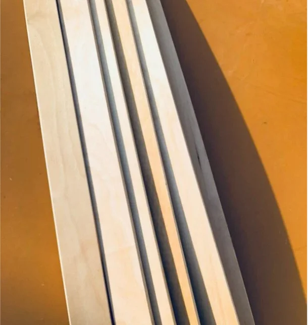 The factory supplies professional wooden bed slats with poplar plywood