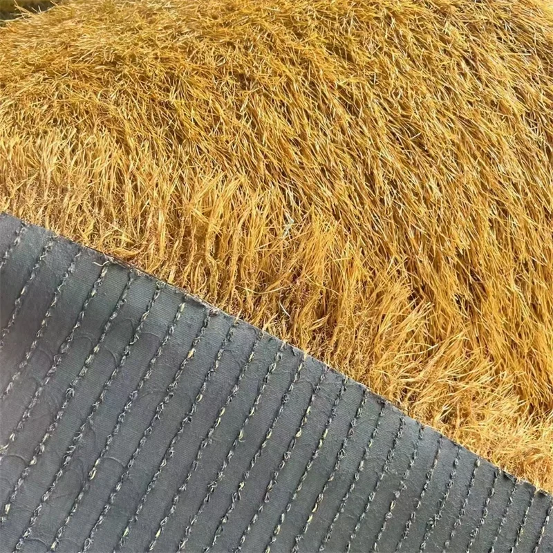 Factory Wholesale 160 mm Well-adapted Soft Plastic Straw Carpet Roofing Material Rolls PE Artificial Thatch