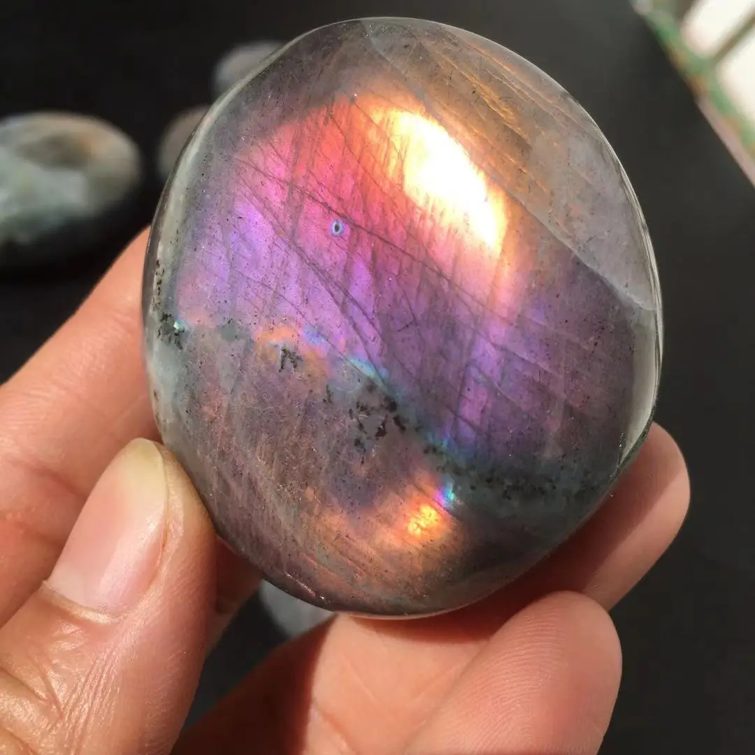 Wholesale High Quality Natural Crystal Stone Polished  Colorful Shinning Flash Labradorite Palm Stones for Healing