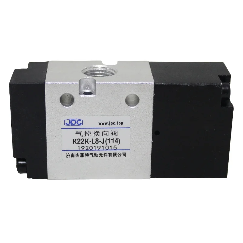 Pneumatic directional valve  in stock